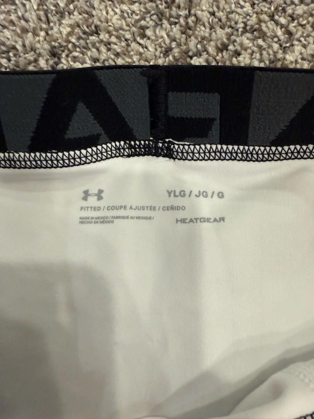 Under Armour HeatGear White 3/4 Compression Leggings Youth Large YLG